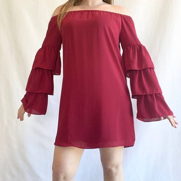 Three Eighty Two - Off Shoulder Dress. - Picture 2 of 6